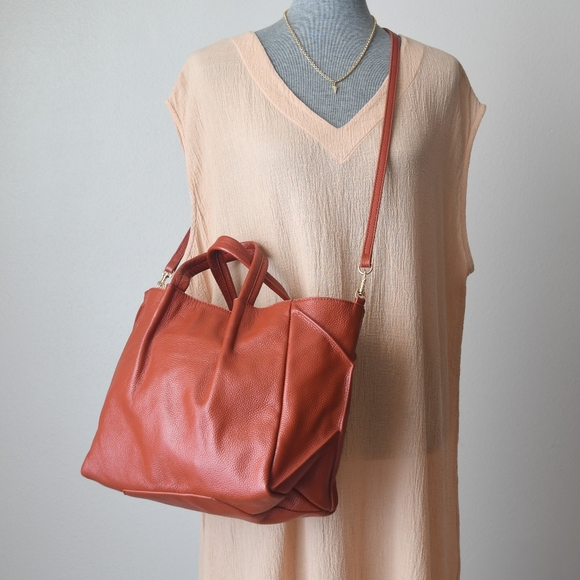 SOLD🥀 Oliveve Zoe Leather Tote In Red Clay - Picture 2 of 12